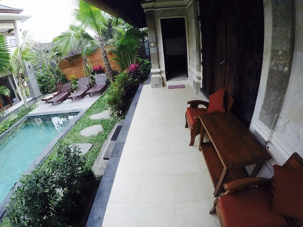 Cahyatika Bed & Breakfast Ουμπούντ 3*,